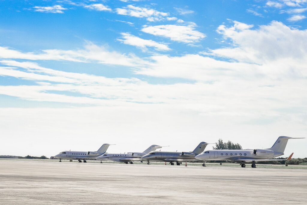 top 3 private jet FBOs