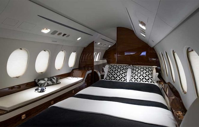 076_Falcon7X_2017USB52_R9