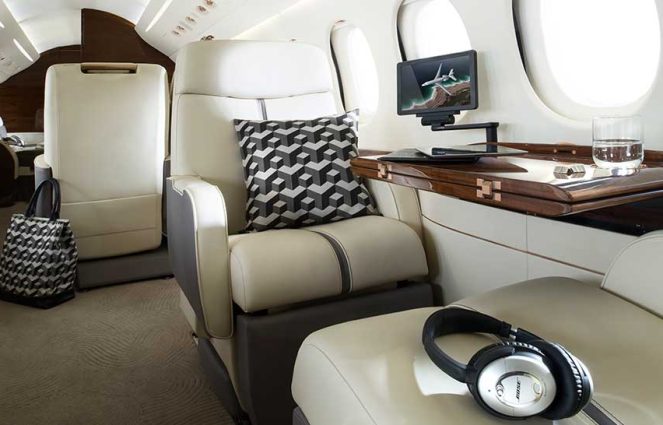 078_Falcon7X_2014DVD44_R9