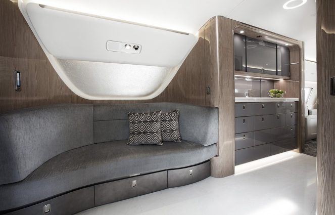 Embraer Lineage 1000E 2