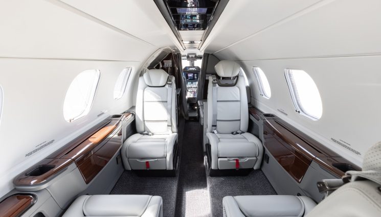 Phenom 300E private jet
