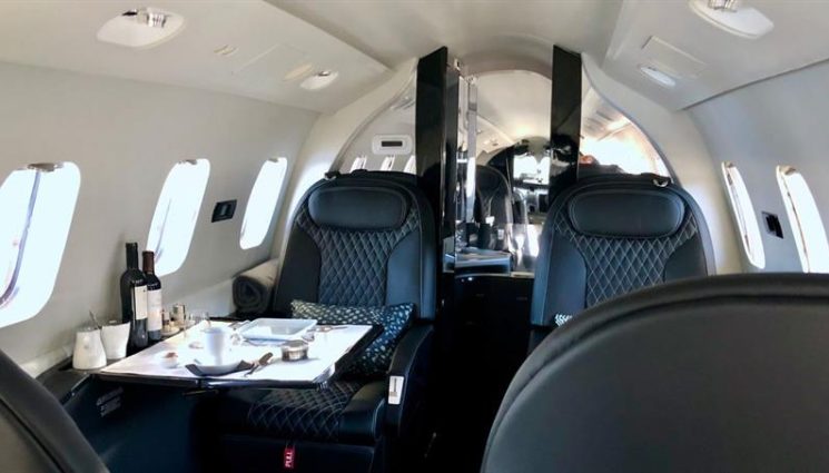charter a private jet